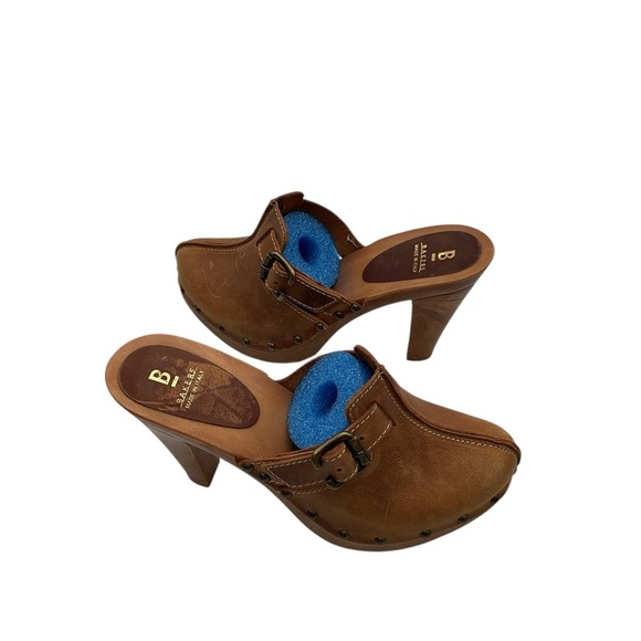Bakers Shoes - Bakers Brown Leather‎ Clogs with Buckle size 7